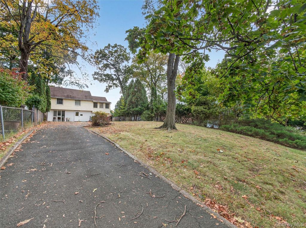 5 Interstate Street, Suffern, NY 10901