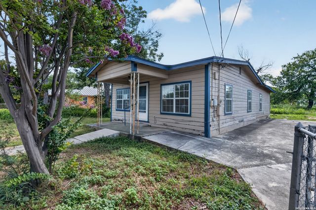 2107 El Jardin, San Antonio, TX 78237