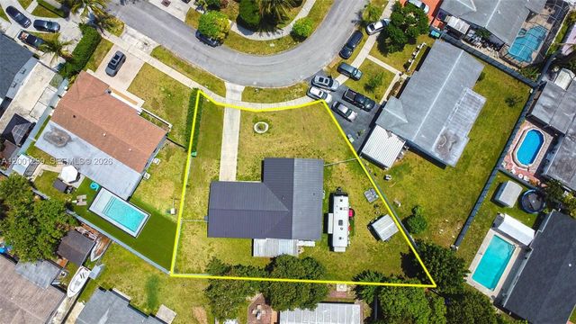11893 SW 197th Street, Miami, FL 33177