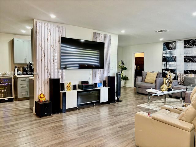 11893 SW 197th Street, Miami, FL 33177