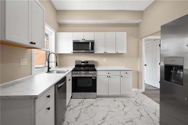 514 Mcnair St, Wilkinsburg, PA 15221