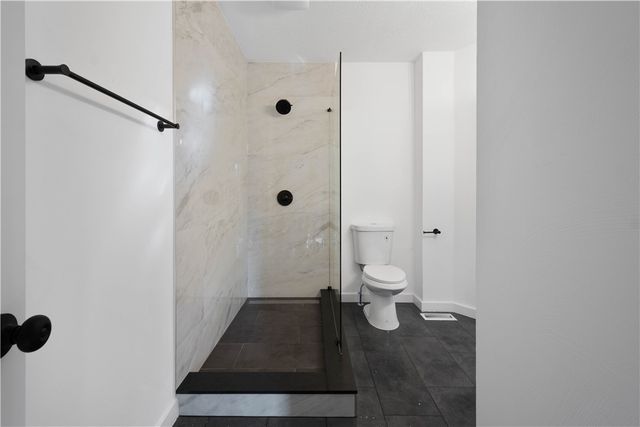 514 Mcnair St, Wilkinsburg, PA 15221