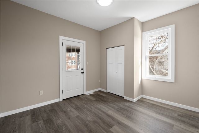 514 Mcnair St, Wilkinsburg, PA 15221