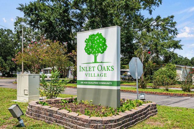 31 Burr Circle, Murrells Inlet, SC 29576