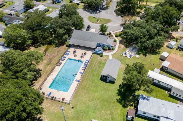 31 Burr Circle, Murrells Inlet, SC 29576