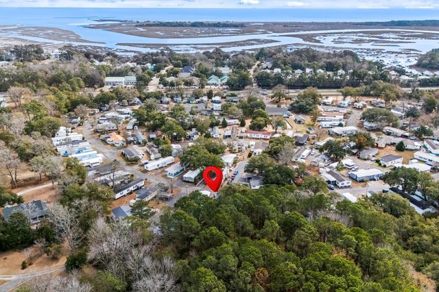 31 Burr Circle, Murrells Inlet, SC 29576