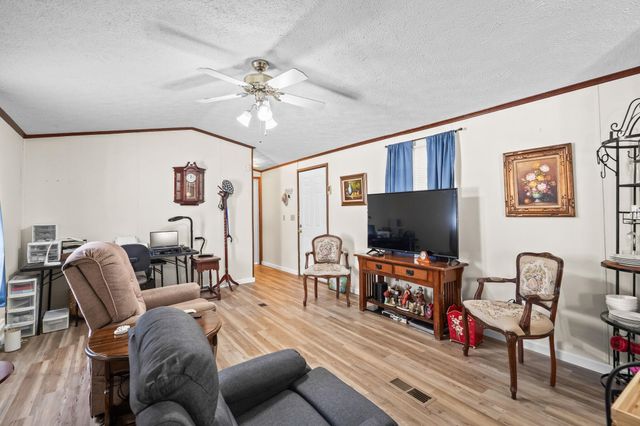 31 Burr Circle, Murrells Inlet, SC 29576