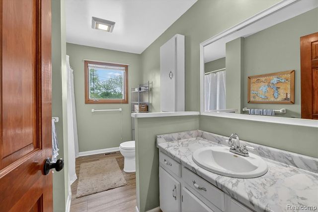 3350 Cemetery Road, Fowlerville, MI 48836