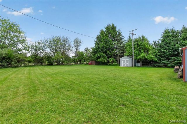 3350 Cemetery Road, Fowlerville, MI 48836