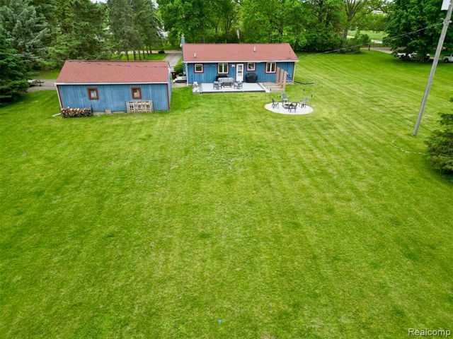 3350 Cemetery Road, Fowlerville, MI 48836