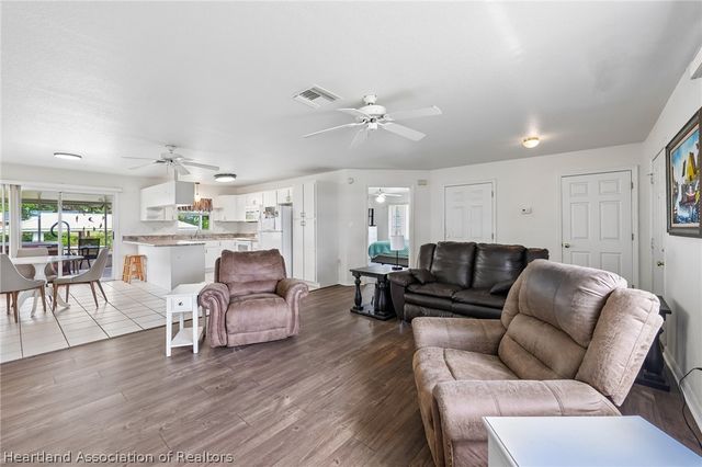 117 Autumn Terrace, Lake Placid, FL 33852