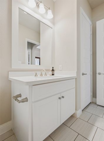 1116 Broadmoor Way, Roanoke, TX 76262