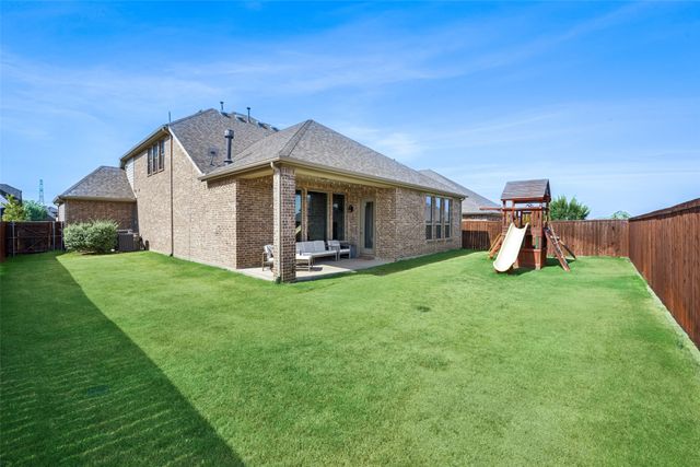 1116 Broadmoor Way, Roanoke, TX 76262