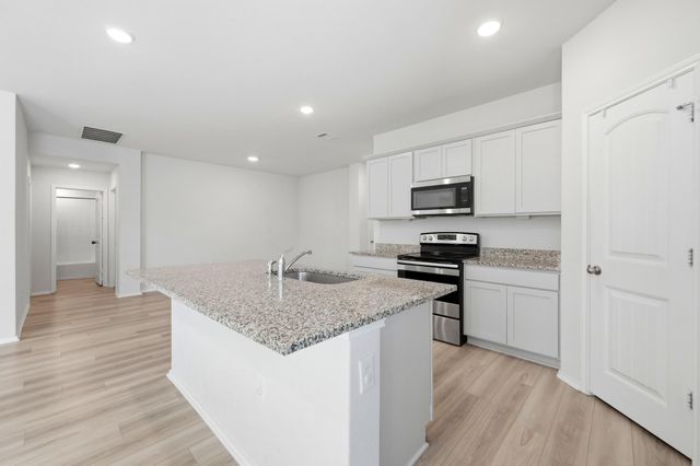 1009 Marvin WAY, Seguin, TX 78155