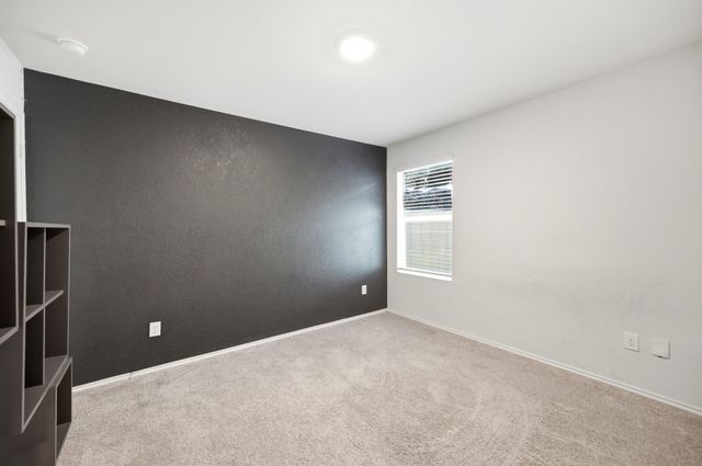 1009 Marvin WAY, Seguin, TX 78155
