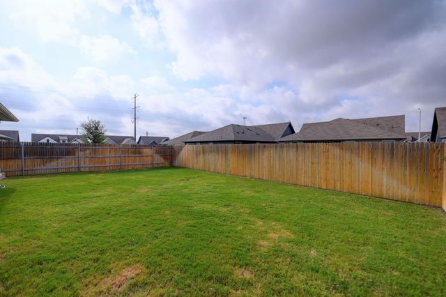 1009 Marvin WAY, Seguin, TX 78155