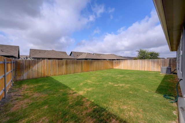 1009 Marvin WAY, Seguin, TX 78155