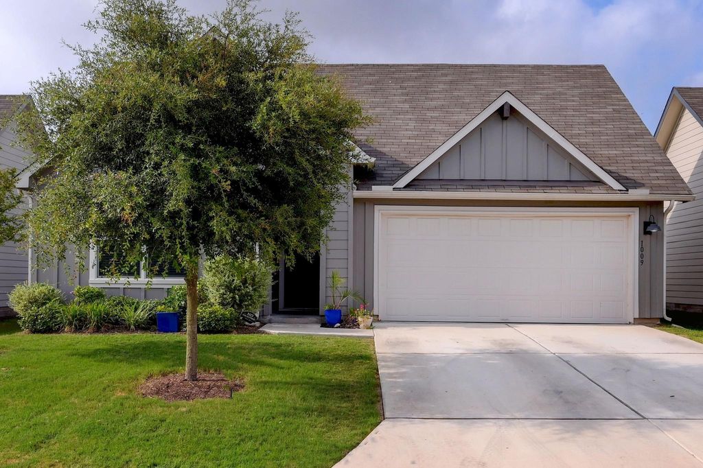 1009 Marvin WAY, Seguin, TX 78155