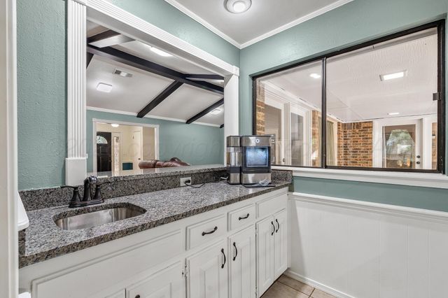 7400 Baughman Drive, Amarillo, TX 79121