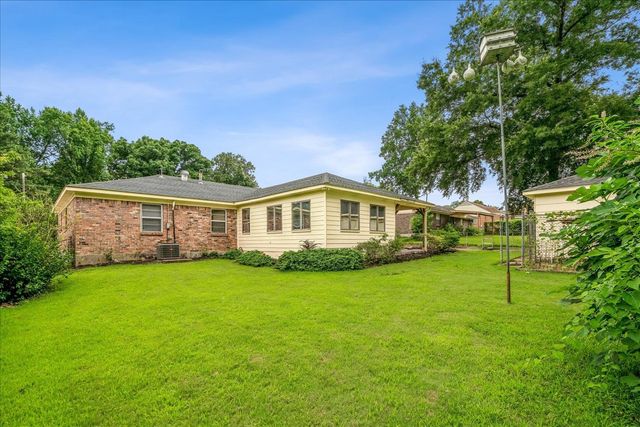 4208 OAKCREST AVE, Memphis, TN 38128