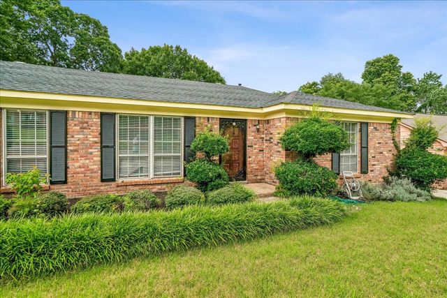 4208 OAKCREST AVE, Memphis, TN 38128