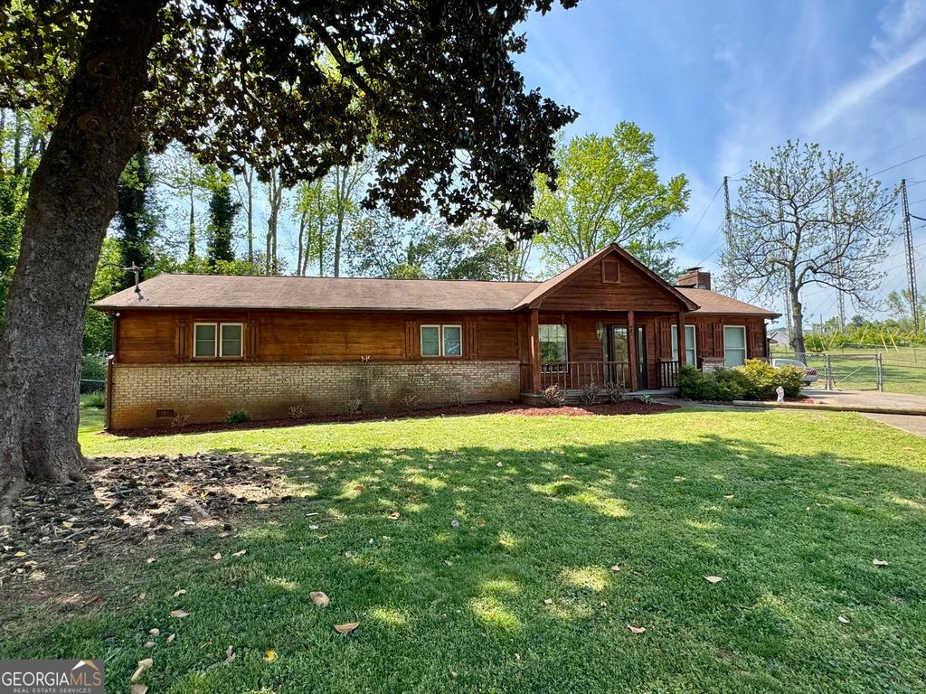 8865 North View Drive, Lithia Springs, GA 30122
