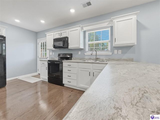 150 Michael Lane, Brandenburg, KY 40108