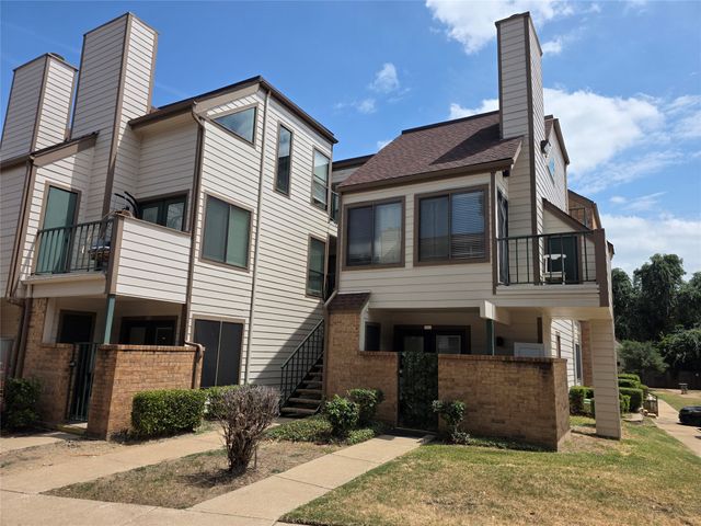 2300 Balsam Drive G306, Arlington, TX 76006