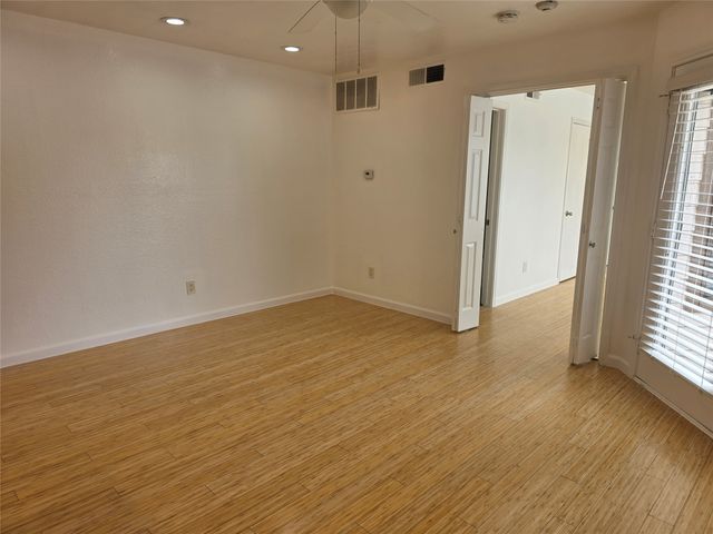 2300 Balsam Drive G306, Arlington, TX 76006