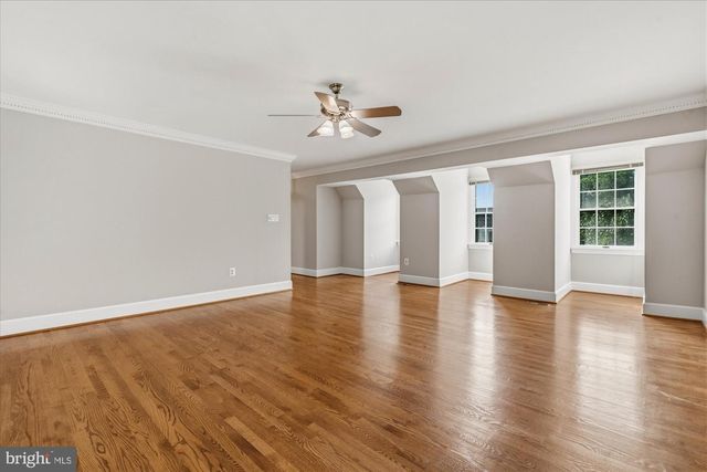 8811 SURREY CT, Alexandria, VA 22309