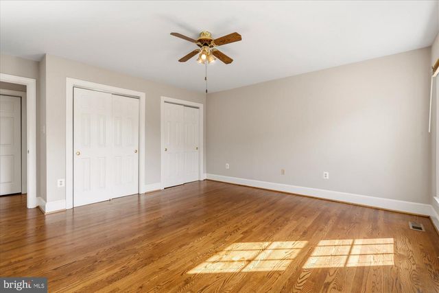 8811 SURREY CT, Alexandria, VA 22309