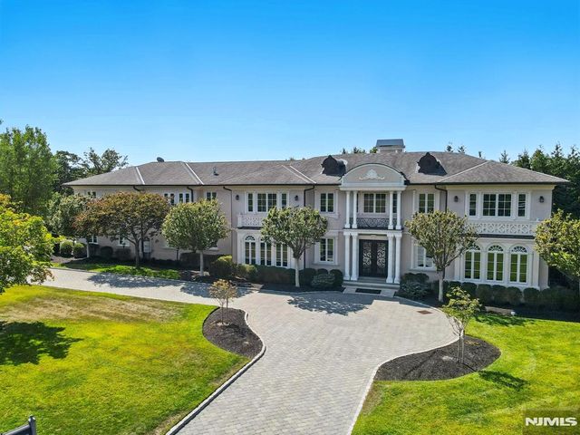 144 Truman Drive, Cresskill, NJ 07626