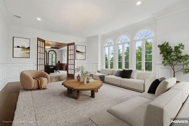 144 Truman Drive, Cresskill, NJ 07626