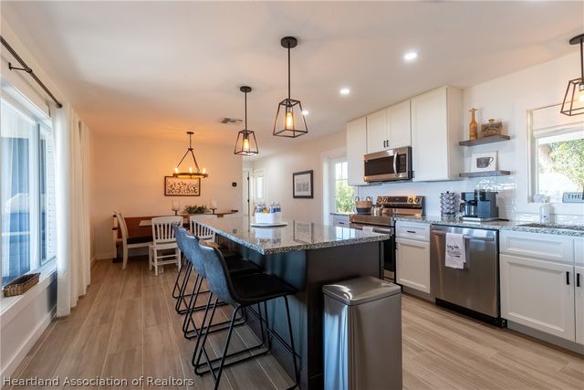 4480 Lakeview Drive, Sebring, FL 33870