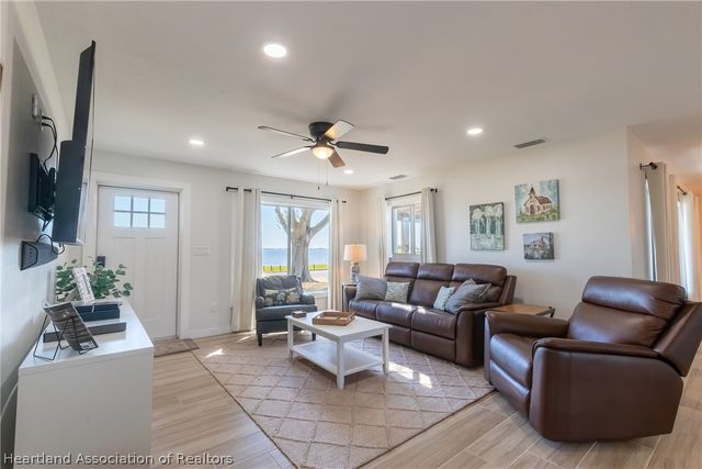 4480 Lakeview Drive, Sebring, FL 33870