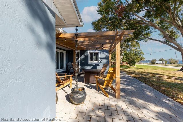 4480 Lakeview Drive, Sebring, FL 33870