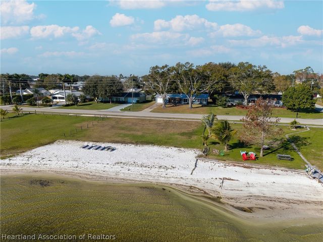 4480 Lakeview Drive, Sebring, FL 33870