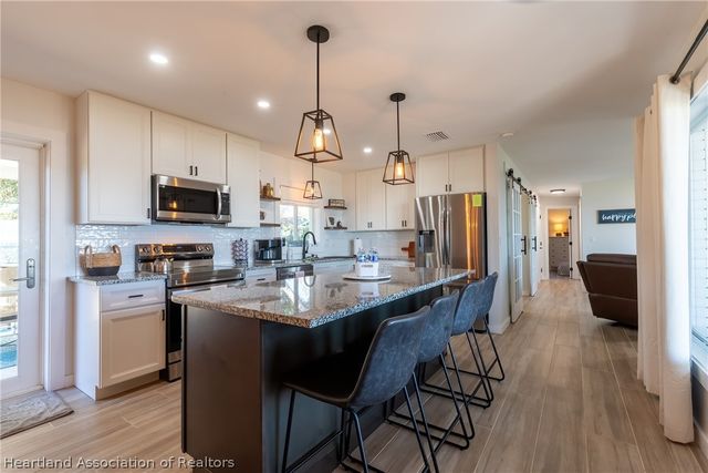 4480 Lakeview Drive, Sebring, FL 33870