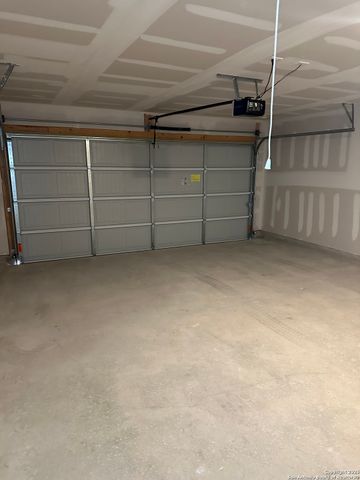 1830 Stonechat, New Braunfels, TX 78130