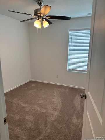 1830 Stonechat, New Braunfels, TX 78130