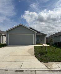 1830 Stonechat, New Braunfels, TX 78130