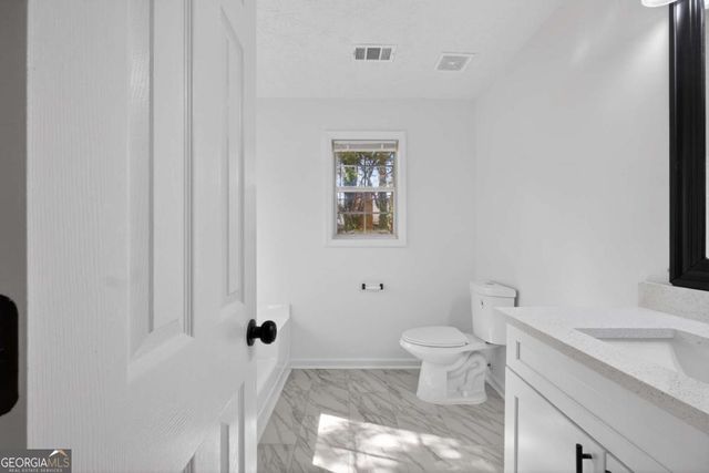 695 Chatham Park Drive, Lawrenceville, GA 30046