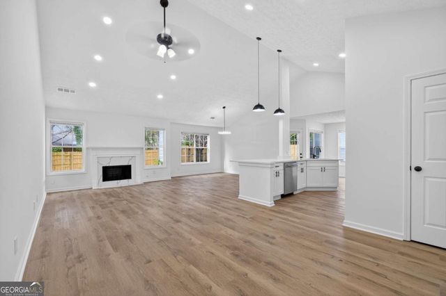 695 Chatham Park Drive, Lawrenceville, GA 30046