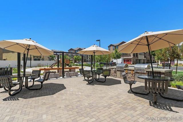 40303 Birchfield Drive, Temecula, CA 92591