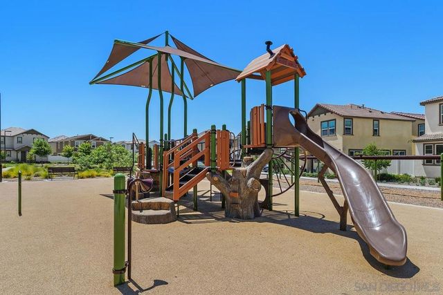 40303 Birchfield Drive, Temecula, CA 92591