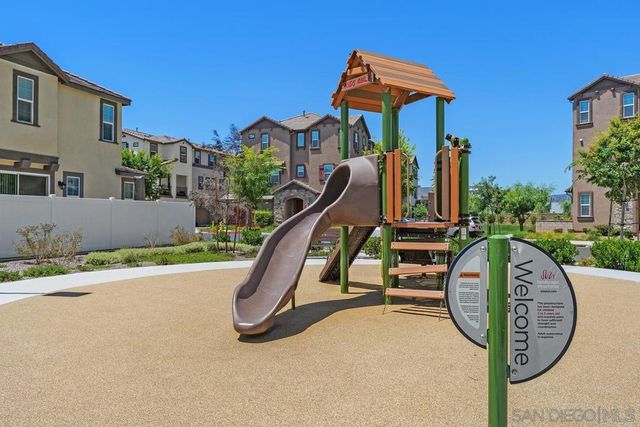 40303 Birchfield Drive, Temecula, CA 92591