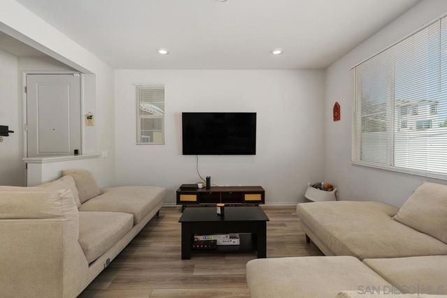 40303 Birchfield Drive, Temecula, CA 92591