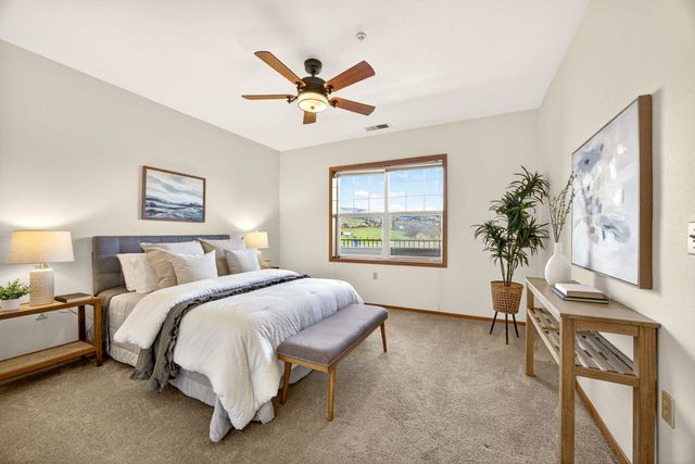 982 Golden Aspen Place, Ashland, OR 97520