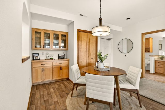 982 Golden Aspen Place, Ashland, OR 97520