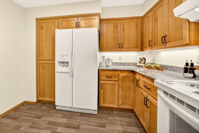 982 Golden Aspen Place, Ashland, OR 97520